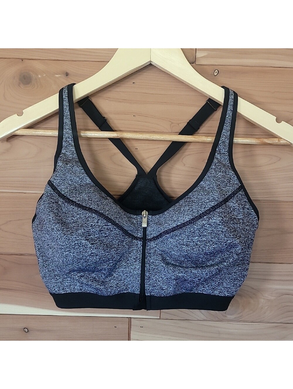 Victoria's Secret VSX Zip-Front Sports Bra, Size 34DD, Black & Gray, Support